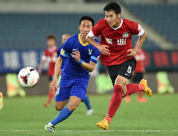 连续3场未首发，萨拉赫赛后发表激烈言论称被当成替罪羊，英媒曝利物浦选择支持斯洛特