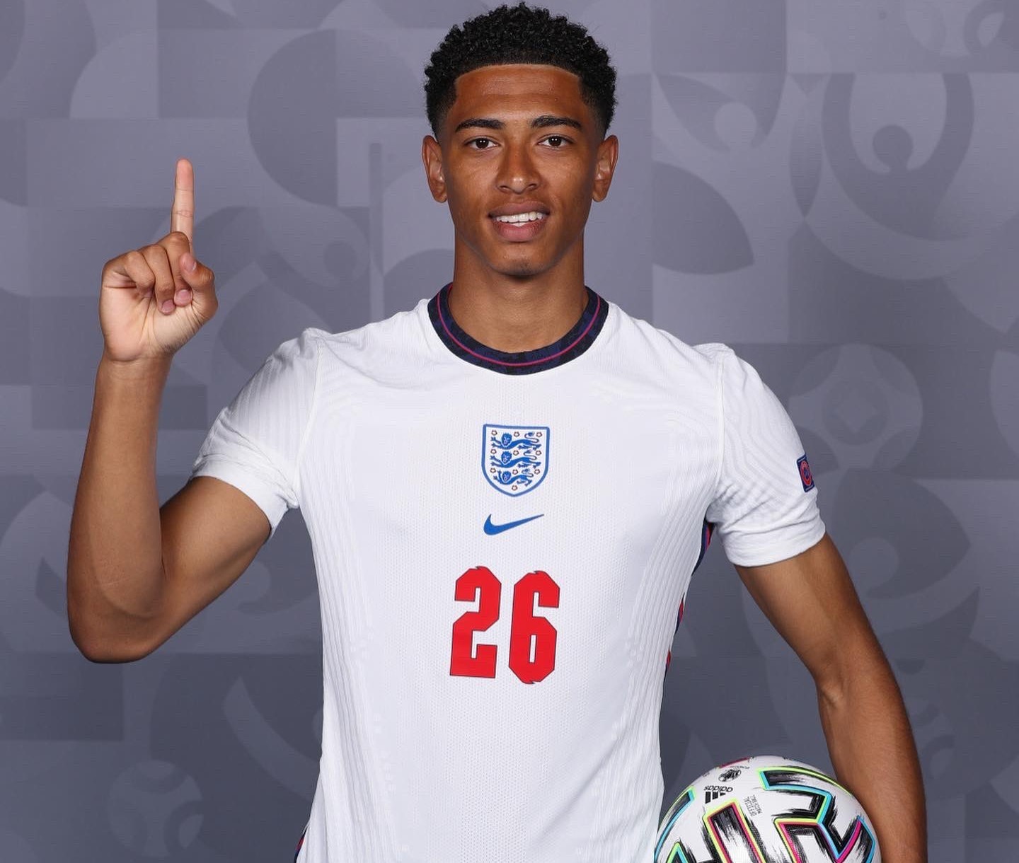 神剧情！爱尔兰此前排小组第三，连克葡萄牙、匈牙利进附加赛（逆天反转！小组第三的爱尔兰先后击败葡萄牙、匈牙利挺进附加赛）