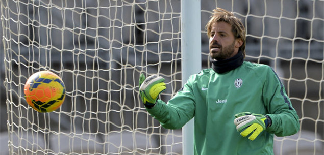 意媒：伊布、费拉拉入选米兰冬奥会火炬传递阵容