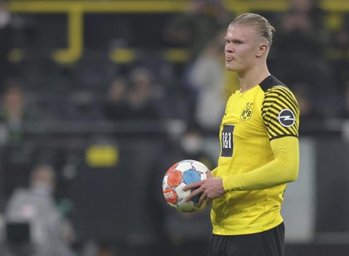 凯恩：赢得德甲冠军是今年最佳足球时刻，那份喜悦难以言表（凯恩：德甲夺冠是我今年的足坛高光时刻，这份喜悦无以言表）