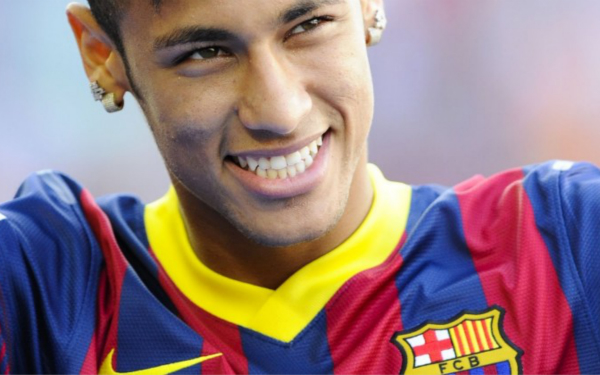 高效发挥！亚历山大半场6中5拿到17分3篮板3助攻