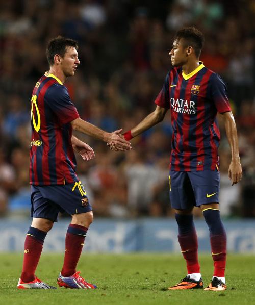 1-4惨败+2-3被翻！五星巴西跌下神坛？世界杯签运难救二流困境