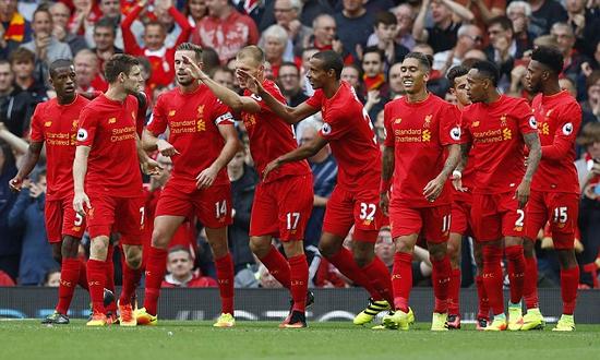 打破姆巴佩纪录，亚马尔是欧冠打入7球最年轻的球员（亚马尔超越姆巴佩，成欧冠7球最年轻射手）