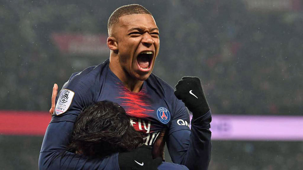 康宁汉姆29+10+8率队大胜，个人高效砍下准三双