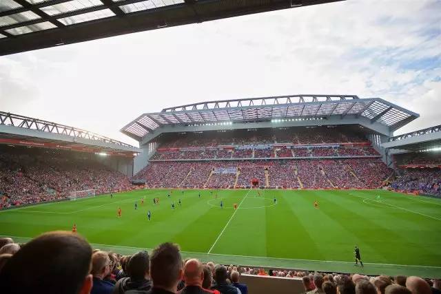 追平奥尼尔！瓦格纳生涯第12次砍下30+5+5，升至队史第四