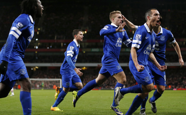 阿莫林称赞曼联定位球教练卡洛斯-费尔南德斯：他比我强得多